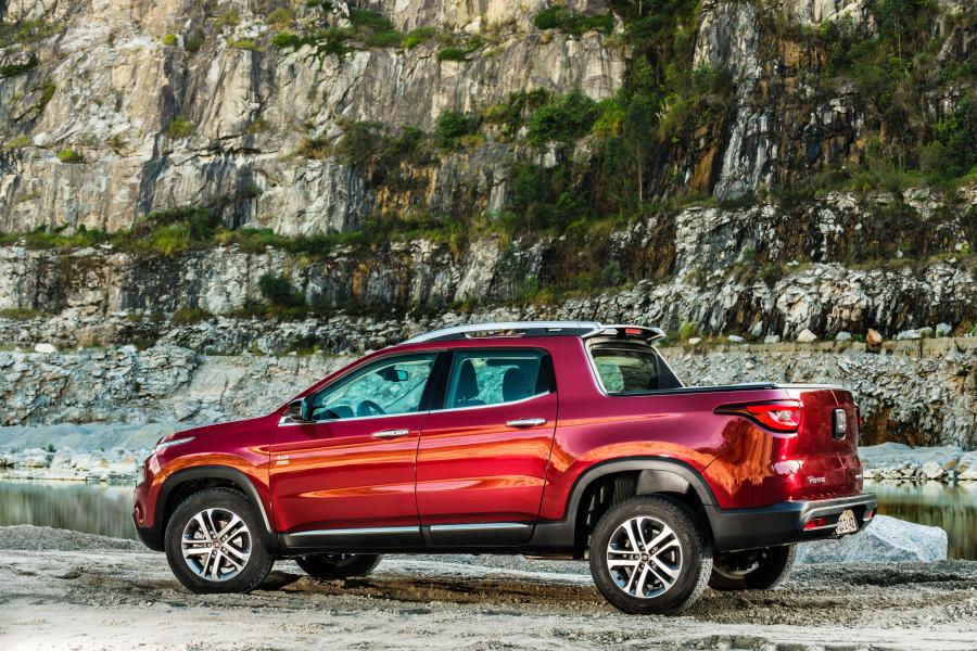  Fiat Toro Volcano (226) 2016 года  (фото 22 из 40)